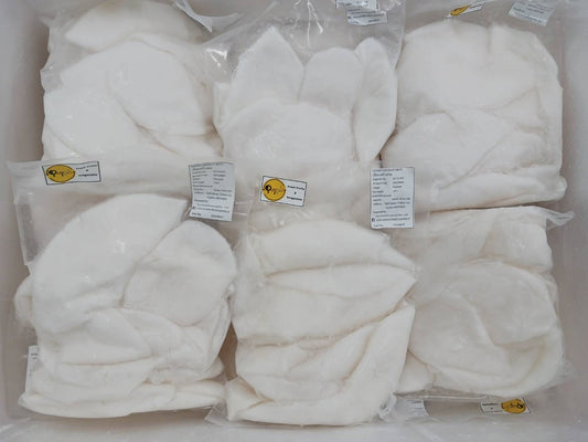 มะพร้าวน้ำหอมเนื้ออ่อนควักเบ้า 1 กก. / Young Coconut Meat- sheets 1 kg.