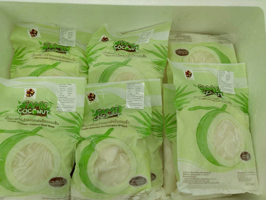 มะพร้าวน้ำหอมเนื้ออ่อนหั่นเส้น / Young Coconut Meat - noodles