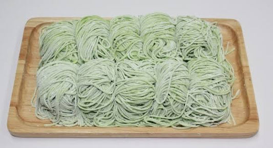 บะหมี่หยก 500 ก / Fresh Green Noodle 500 g