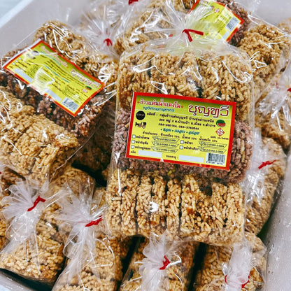 ข้าวแต๋นน้ำแตงโม 260 กรัม / Crispy rice crackers with traditional watermelon syrup 260g